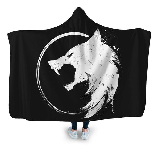 Gwynbleidd Symbol Hooded Blanket - Adult / Premium Sherpa