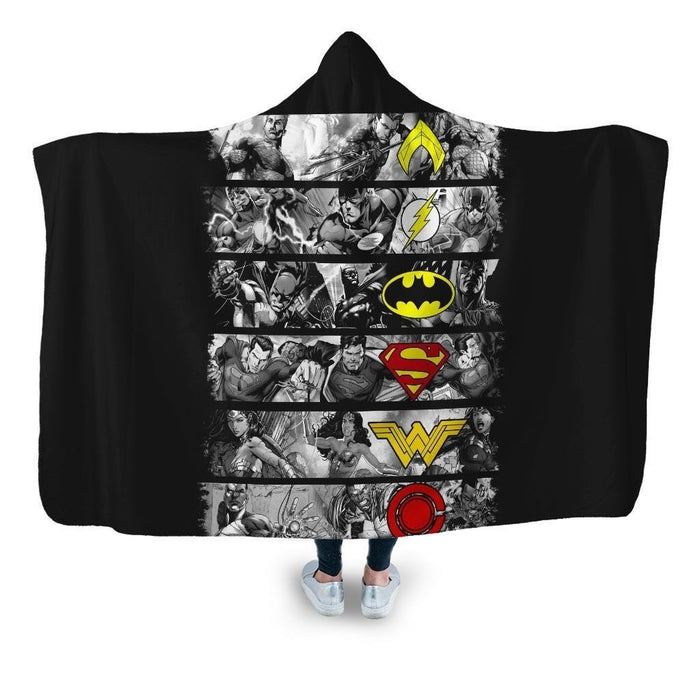 Justice League Blocks Hooded Blanket - Adult / Premium Sherpa