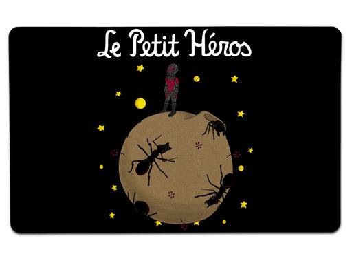 Le Petit HÃ©ros Large Mouse Pad