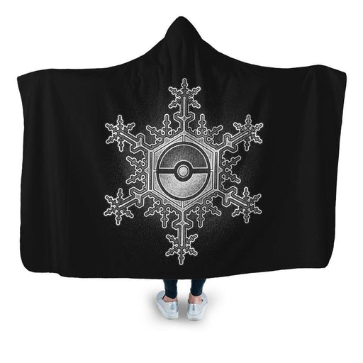 Pokeball Snowflake Hooded Blanket - Adult / Premium Sherpa