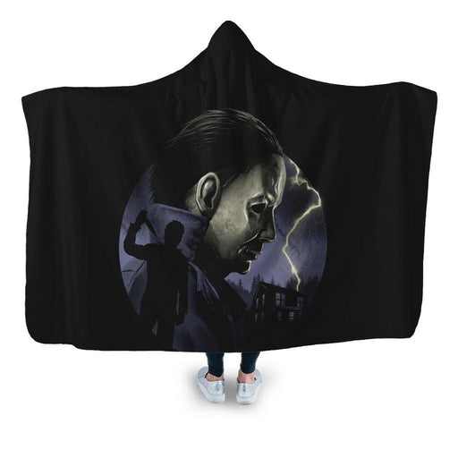 The Shaped Slasher Hooded Blanket - Adult / Premium Sherpa