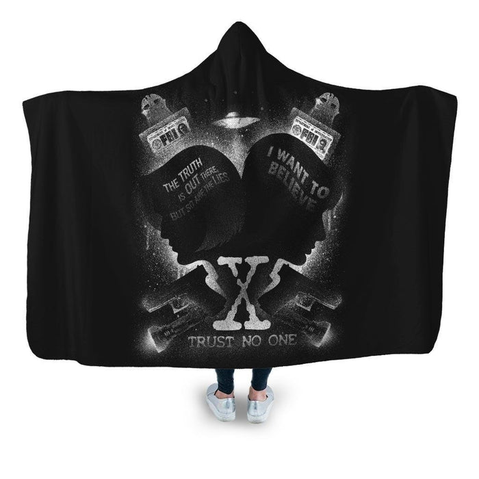 Trust No One Hooded Blanket - Adult / Premium Sherpa